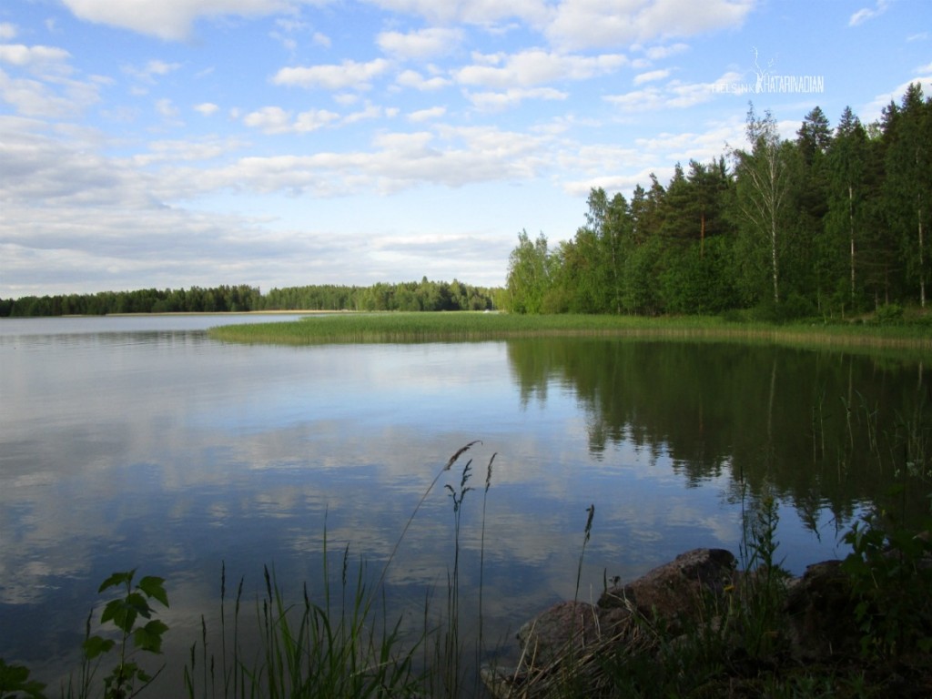 Pemandangan indah teluk Finlandia kala musim panas